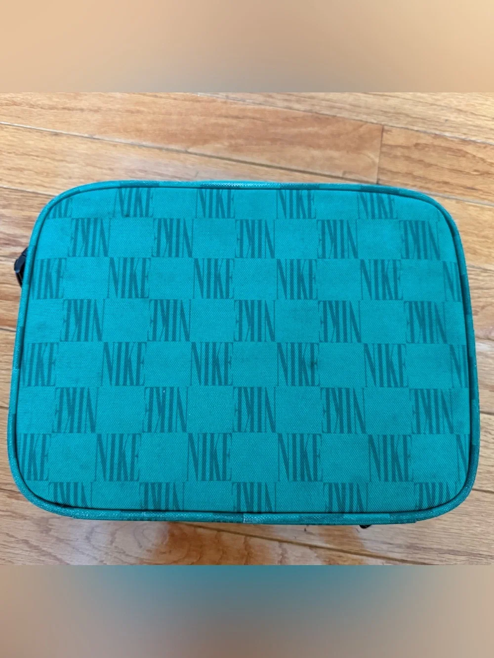Nike Kids Lunchbox